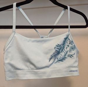 Patagonia sports bra L